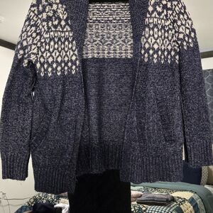 American Eagle Navy and Cream Women's Sweater Cardigan